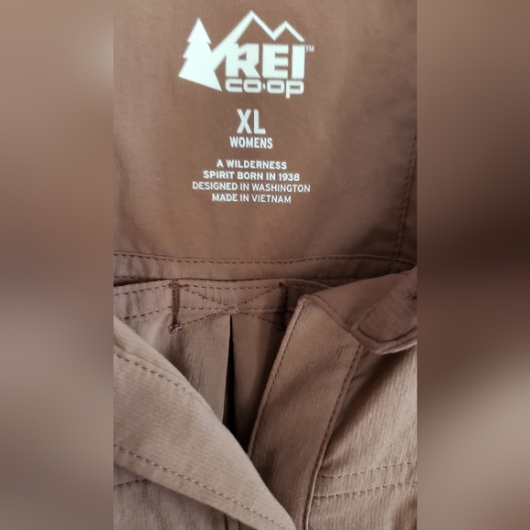 REI Outdoor Adventure Shirt - Picture 2 of 5